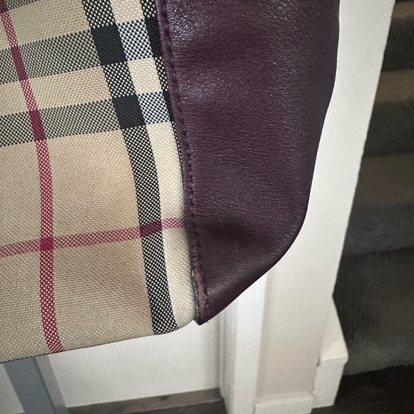 Authentic Burberry canterbury tote bag - Picture 4 of 14